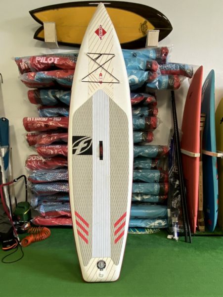 Touring 11&#039;0 x 31