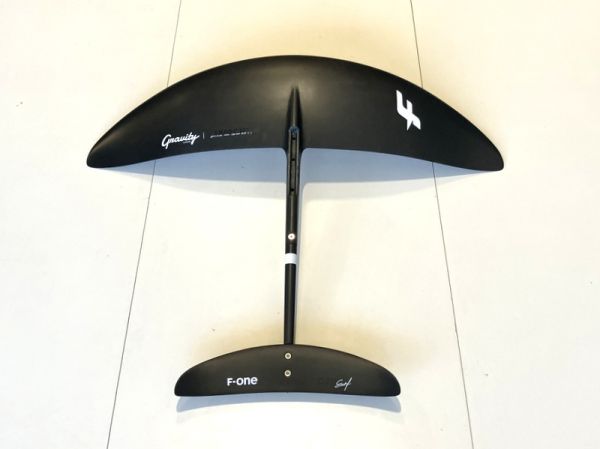 Gravity Carbon Plane 1800