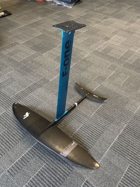Phantom Carbon 1480 + mast