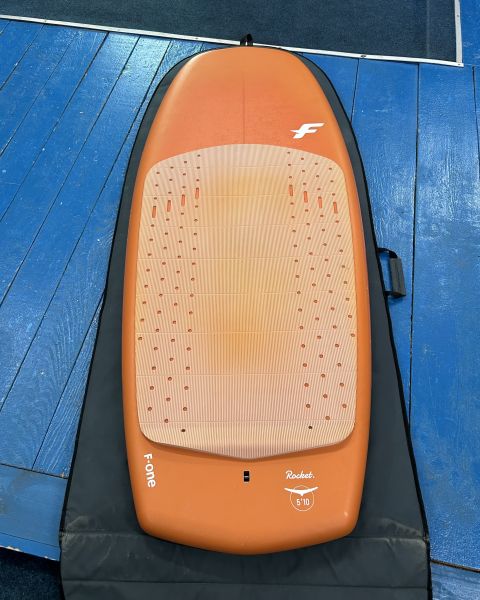 ROCKET WING ASC 110 + MANERA BAG.