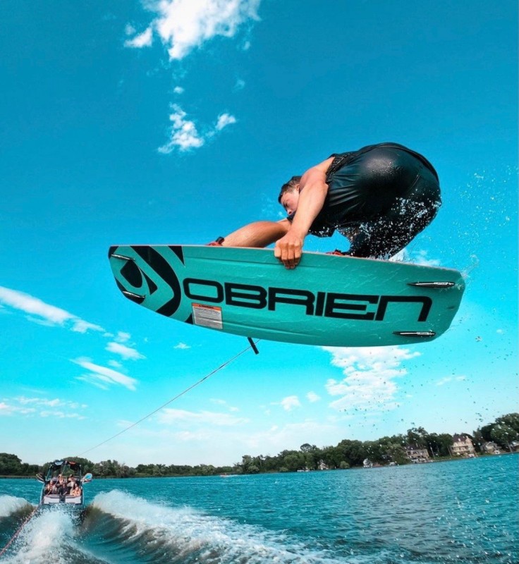 https://www.surfstation.hu/wake/deszka-koetes/wakeboard-deszka/