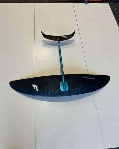 Gravity 2200 Plane