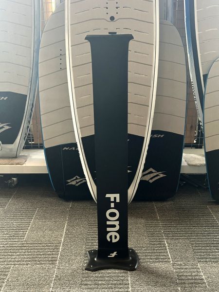Carbon Mast 2023 HM 85