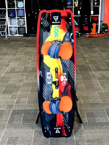 Hawk 137-41cm 2024 carbon