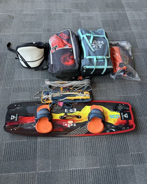 SwitchBlade 8 + Bandit 11 komplett szett.