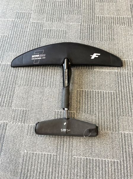 Seven Seas Carbon Plane 1000