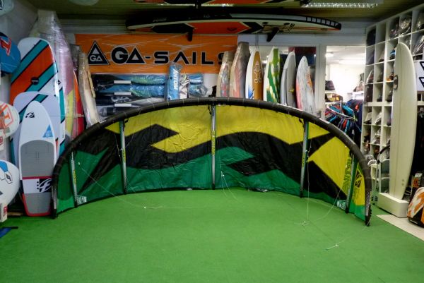 Furtive V1 2018 8m2 kite only
