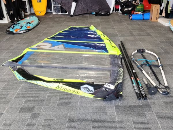 Hybrid 2018 7.7m2 + Pl STX árbóc SDM C40 460 + Pl alu boom 160-220